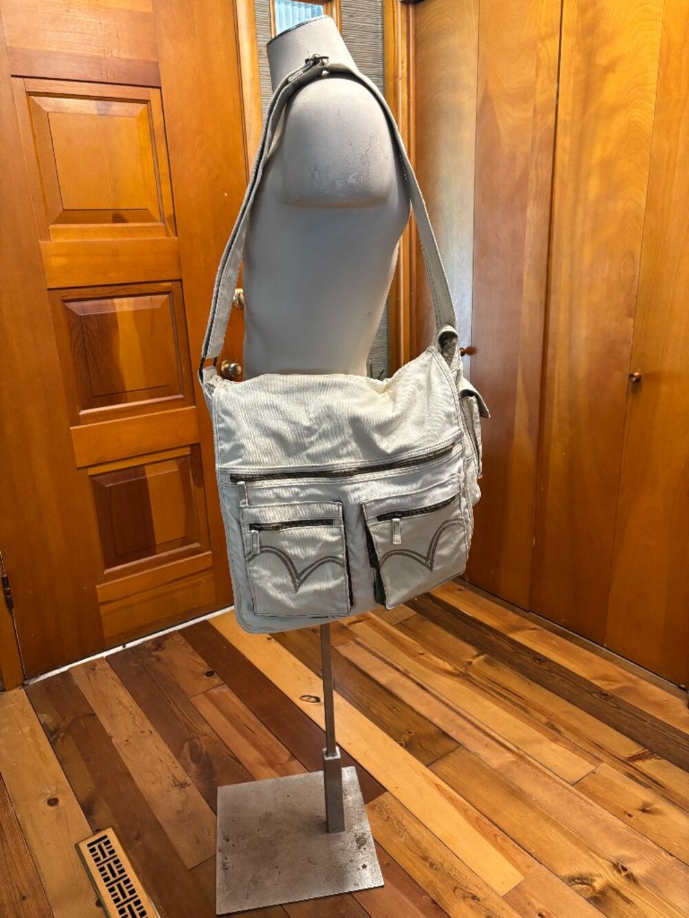 Vintage Levi's Y2K Messenger Crossbody Bag